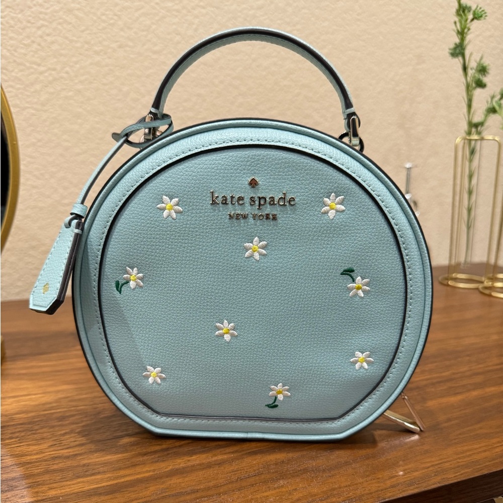 Kate Spade Daisy Canteen Bag Crossbody